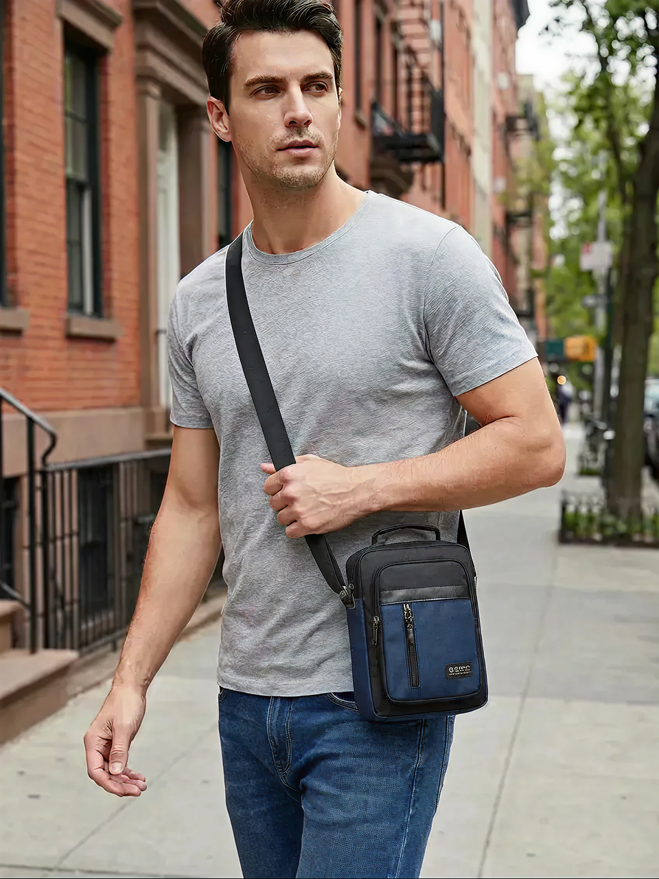 The Metro Crossbody