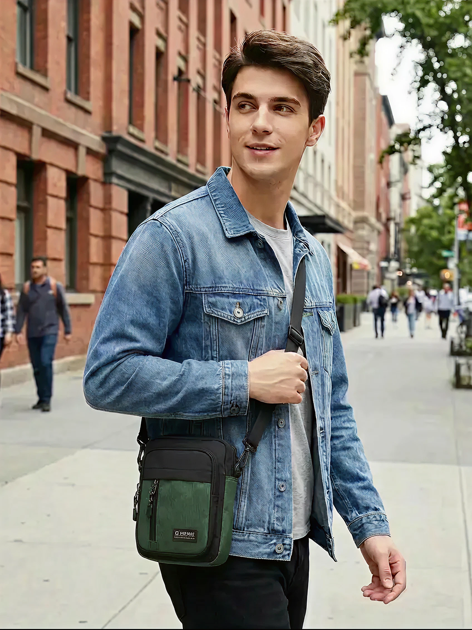 The Metro Crossbody Green
